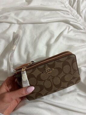 BRAND NEW Coach Wallet